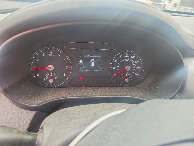 2017 KIA SORENTO LX 9