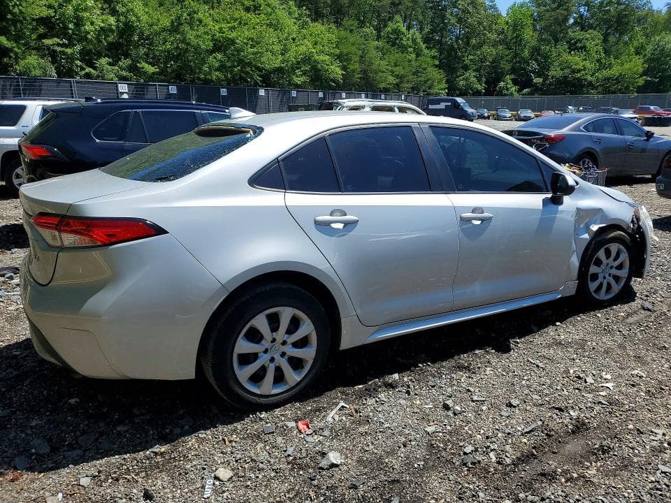 2022 TOYOTA COROLLA LE 3