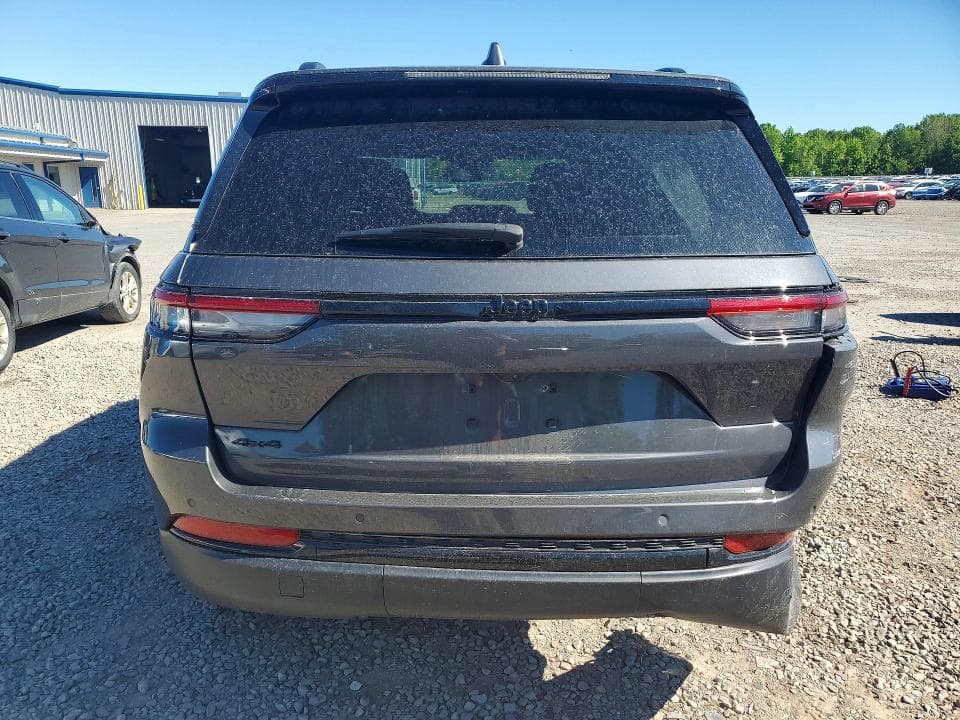 2024 JEEP GRAND CHEROKEE LAREDO 6