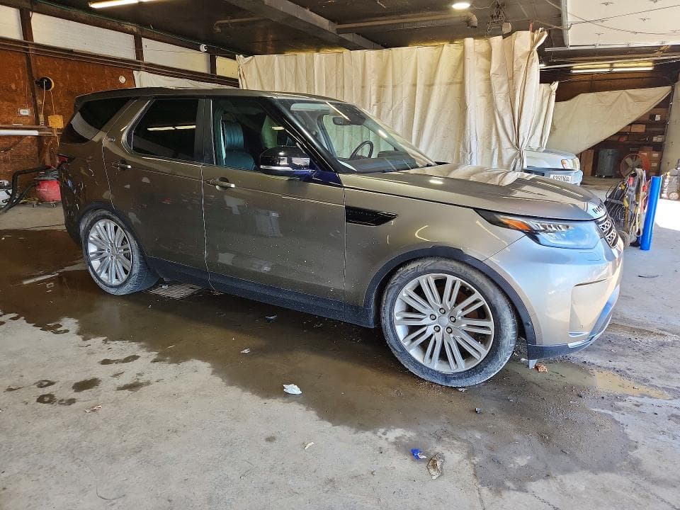 2017 LAND ROVER DISCOVERY FIRST EDITION 4