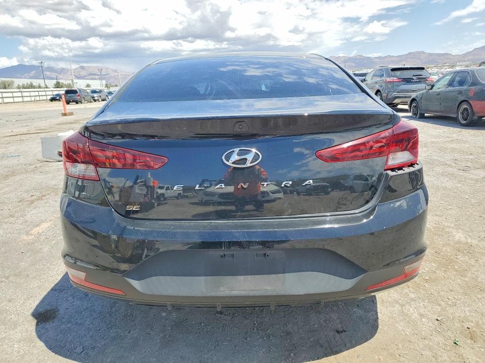 2020 HYUNDAI ELANTRA SE 6