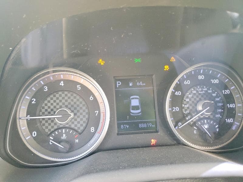 2020 HYUNDAI ELANTRA SE 9