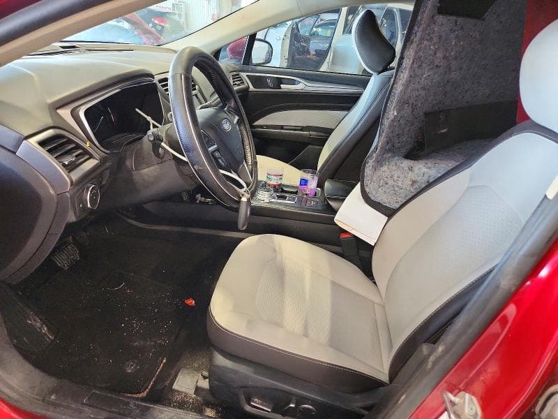 2020 FORD FUSION SE 7