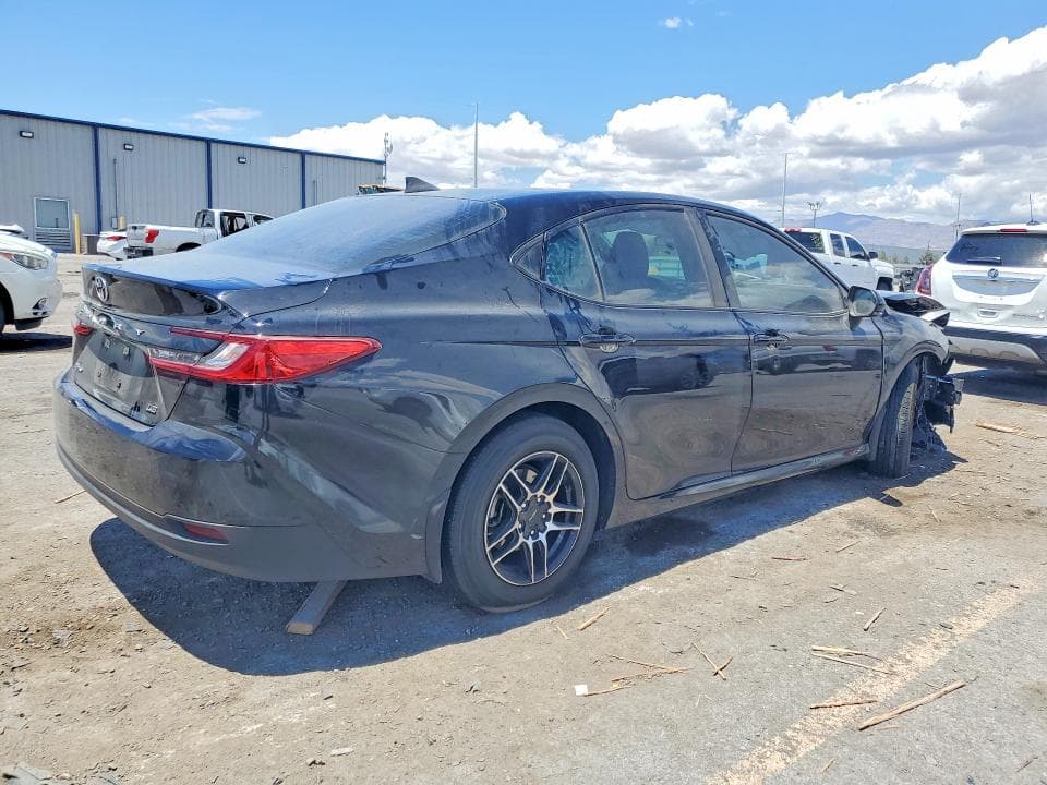 2025 TOYOTA CAMRY LE 3
