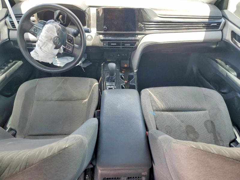 2025 TOYOTA CAMRY LE 8