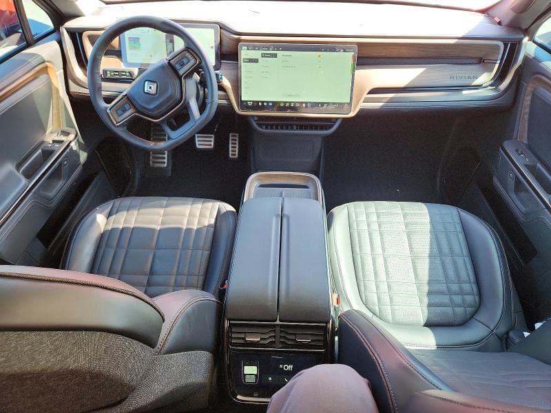2025 RIVIAN R1S PREMIUM 8