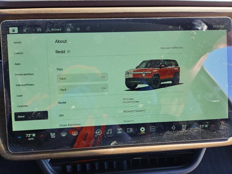 2025 RIVIAN R1S PREMIUM 9