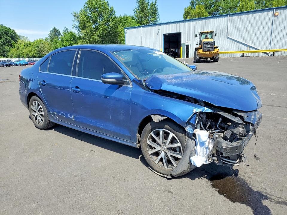 2017 VOLKSWAGEN JETTA SE SE 4