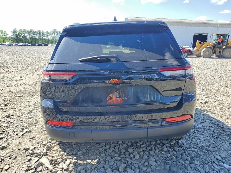 2025 JEEP GRAND CHEROKEE LAREDO 6