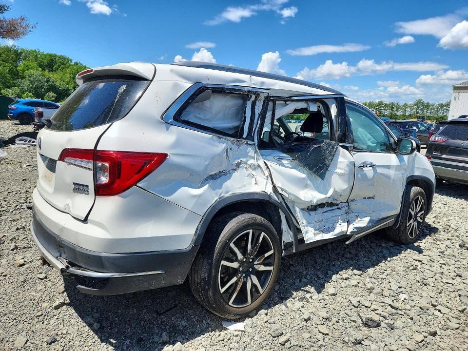 2021 HONDA PILOT TOURING 3