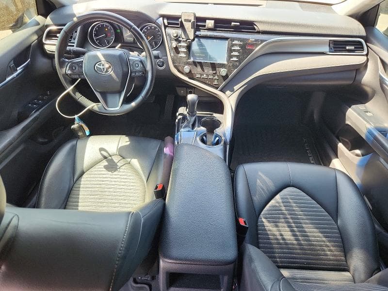 2018 TOYOTA CAMRY SE 8