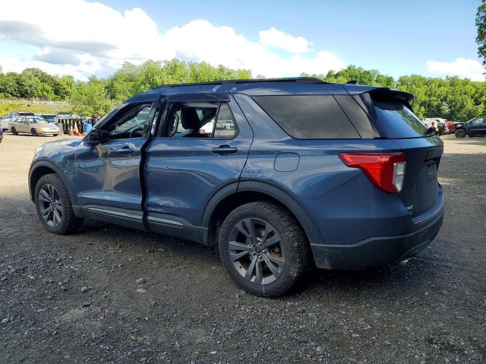 2021 FORD EXPLORER XLT 2