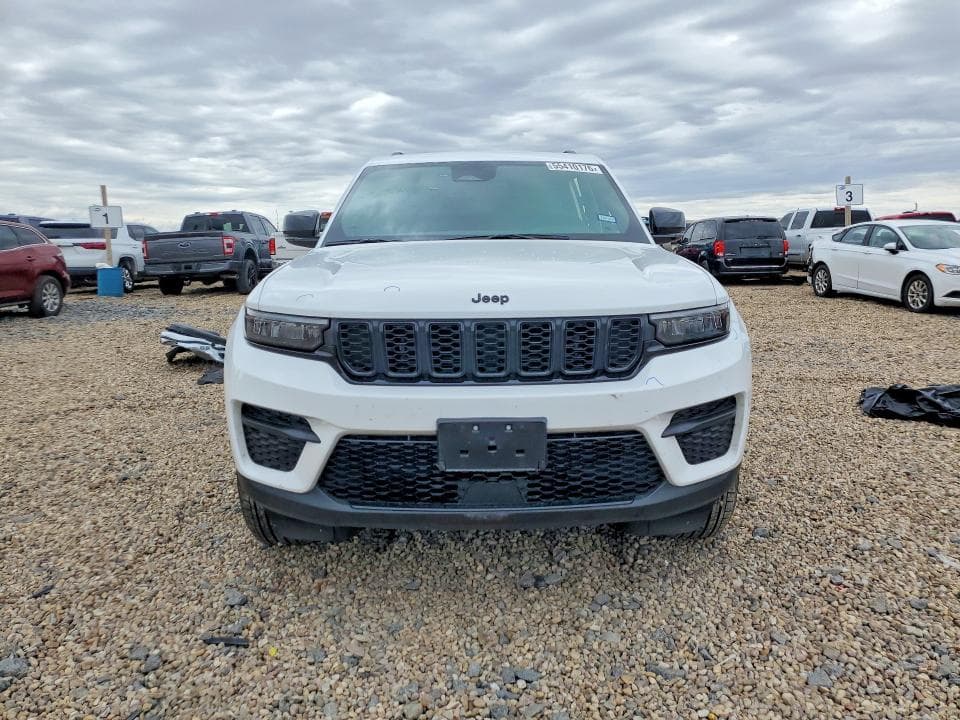 2025 JEEP GRAND CHEROKEE LAREDO 5