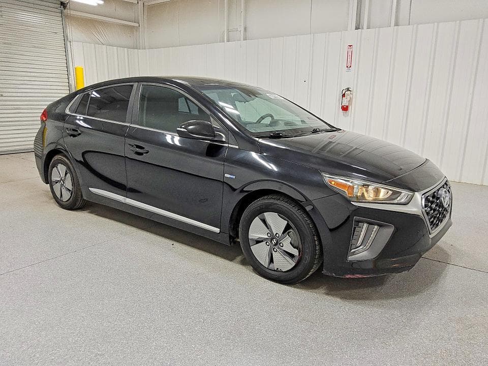 2020 HYUNDAI IONIQ SE 4