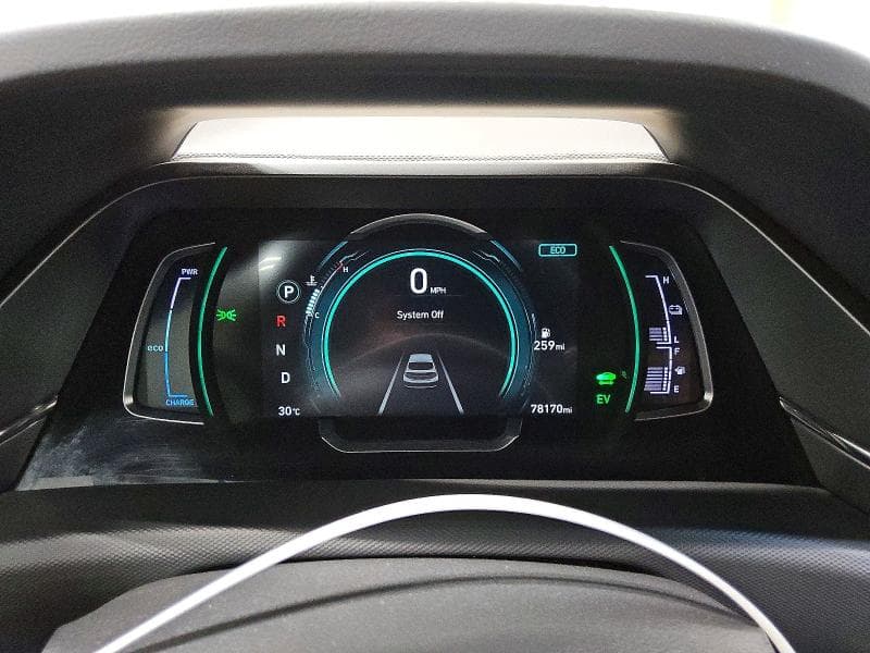 2020 HYUNDAI IONIQ SE 9