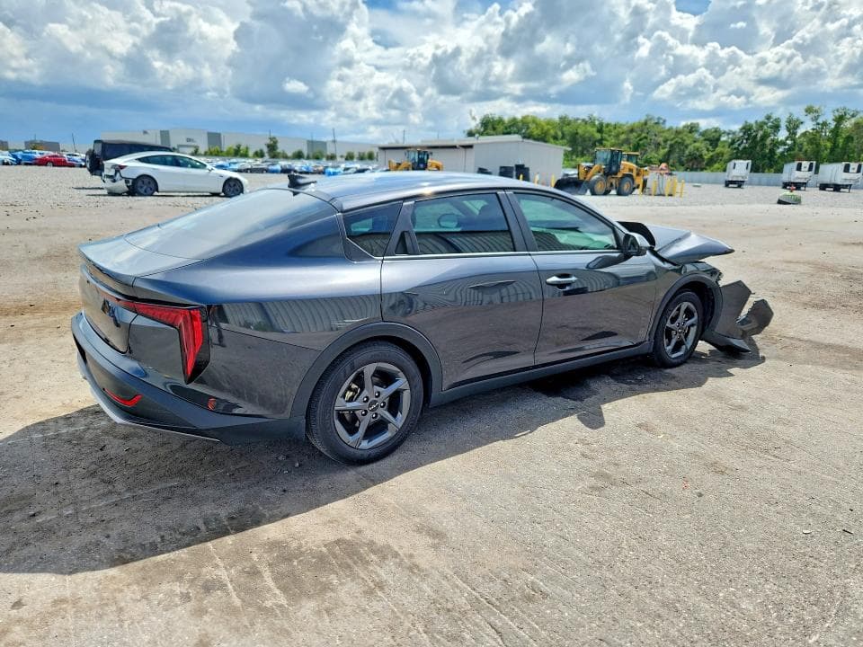 2025 KIA K4 LXS LXS 3
