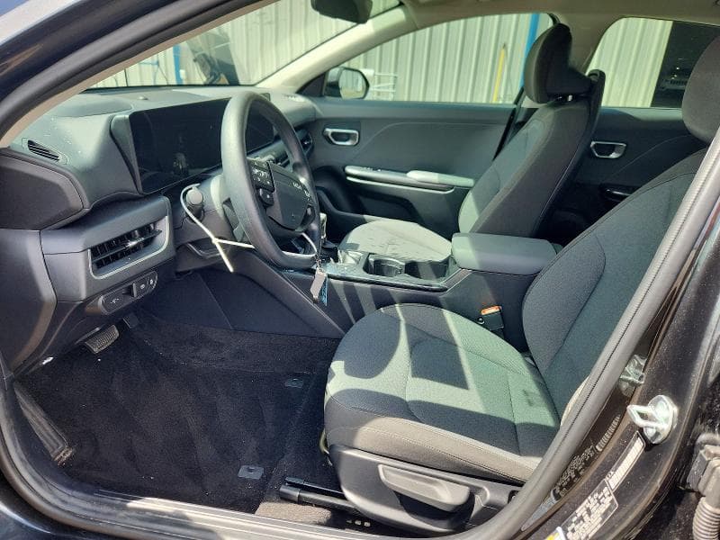 2025 KIA K4 LXS LXS 7