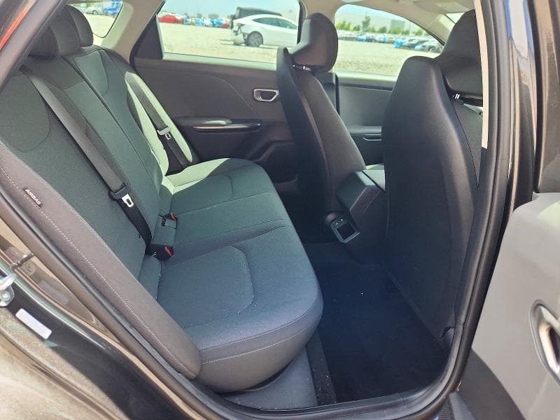 2025 KIA K4 LXS LXS 10