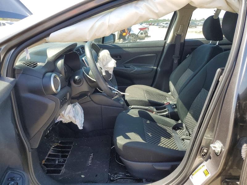 2024 NISSAN VERSA S 7