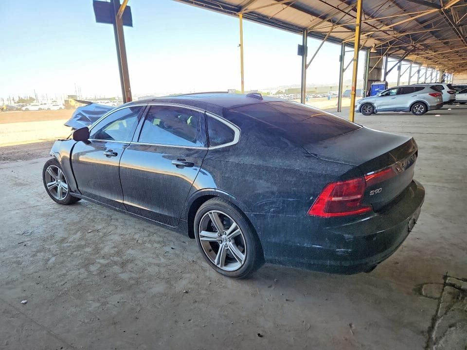 2018 VOLVO S90 T5 MOMENTUM 2