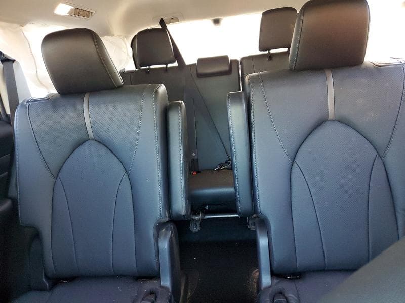 2024 TOYOTA GRAND HIGHLANDER PLATINUM 10