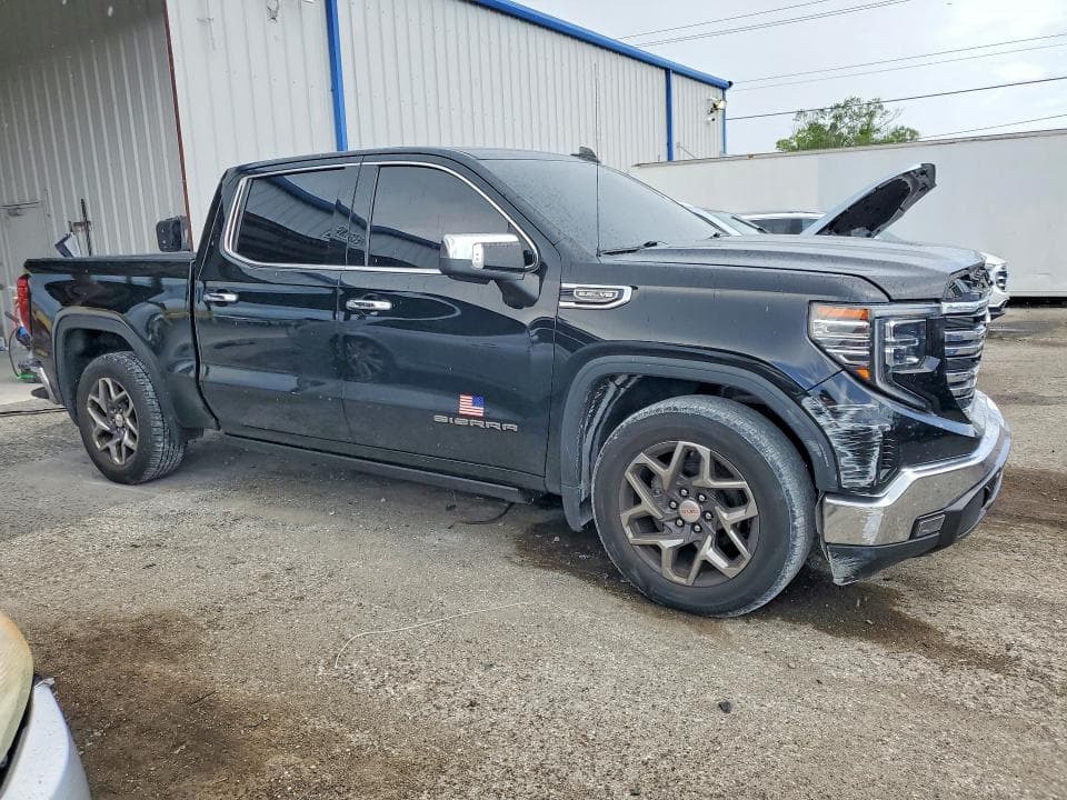 2022 GMC SIERRA C1500 SLT 4