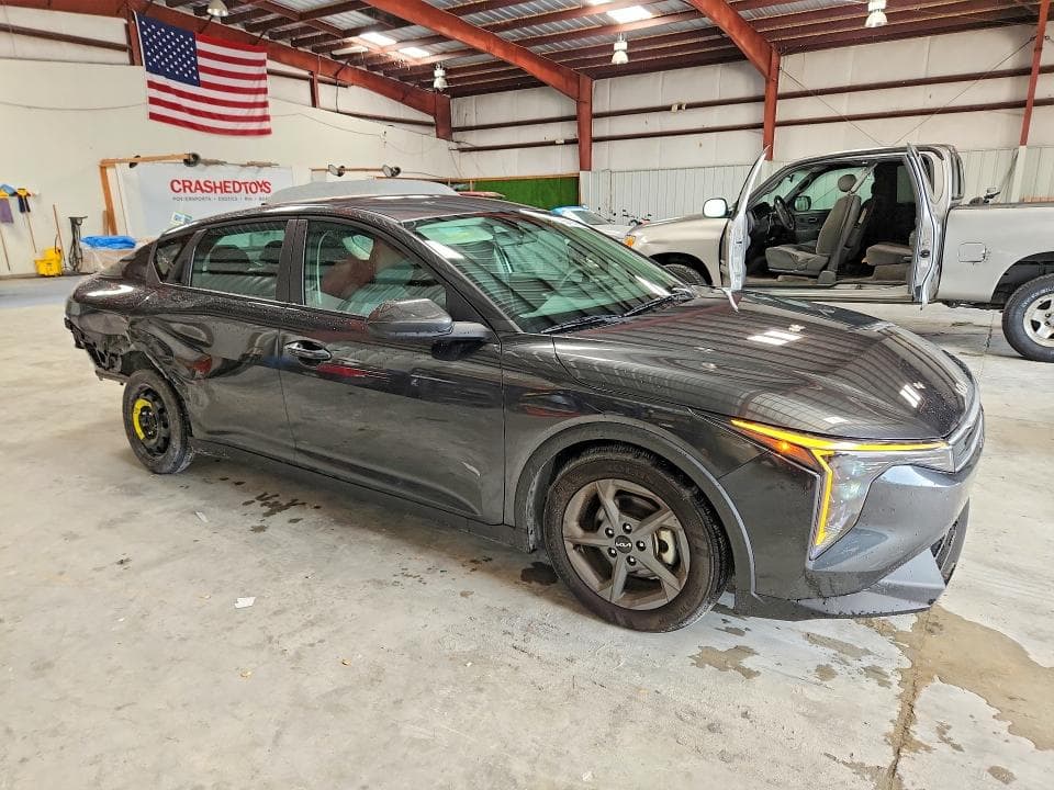 2025 KIA K4 LXS 4