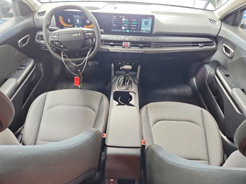 2025 KIA K4 LXS 8