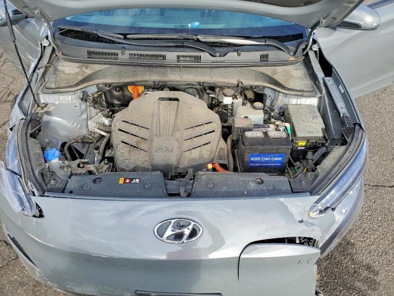 2023 HYUNDAI KONA SE 11