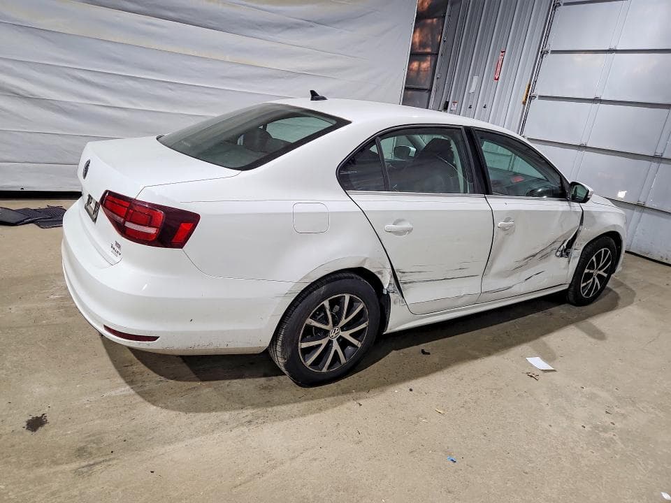 2017 VOLKSWAGEN JETTA SE 3