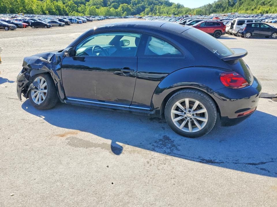 2018 VOLKSWAGEN BEETLE S 2
