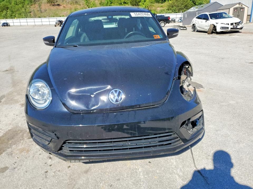 2018 VOLKSWAGEN BEETLE S 5