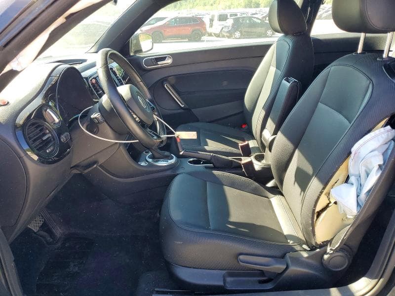 2018 VOLKSWAGEN BEETLE S 7