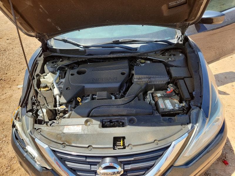 2018 NISSAN ALTIMA 11