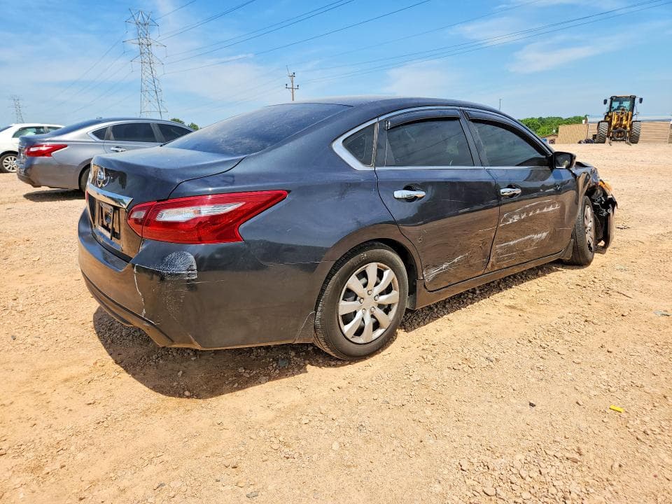 2018 NISSAN ALTIMA 3