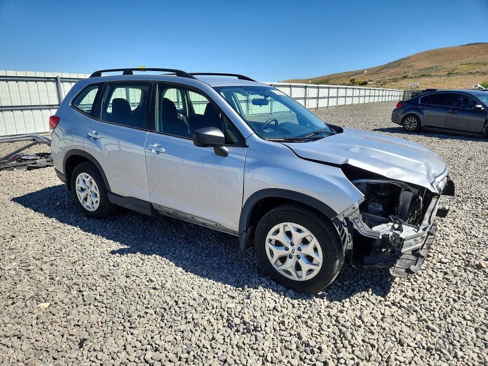 2019 SUBARU FORESTER 4