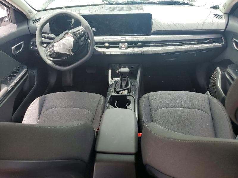 2025 KIA K4 LXS 8