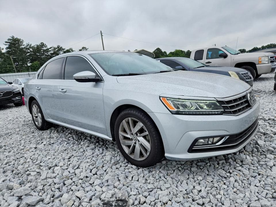 2018 VOLKSWAGEN PASSAT 4