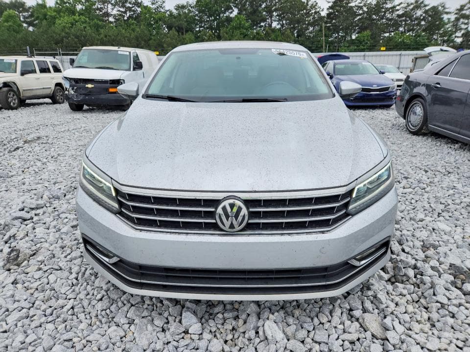 2018 VOLKSWAGEN PASSAT 5
