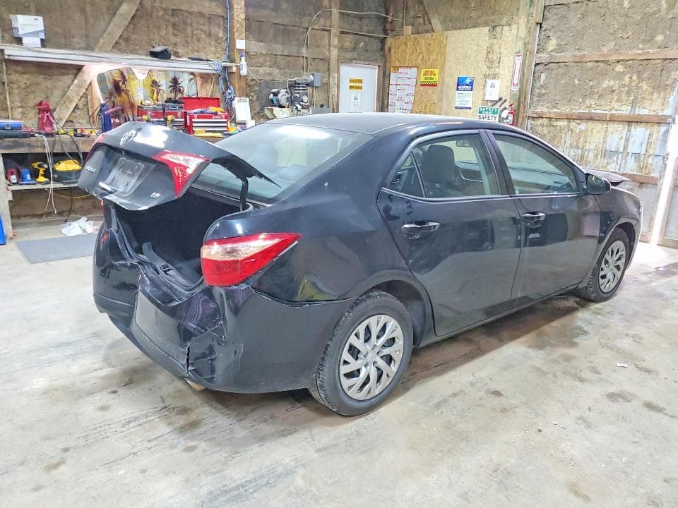 2017 TOYOTA COROLLA LE LE 3