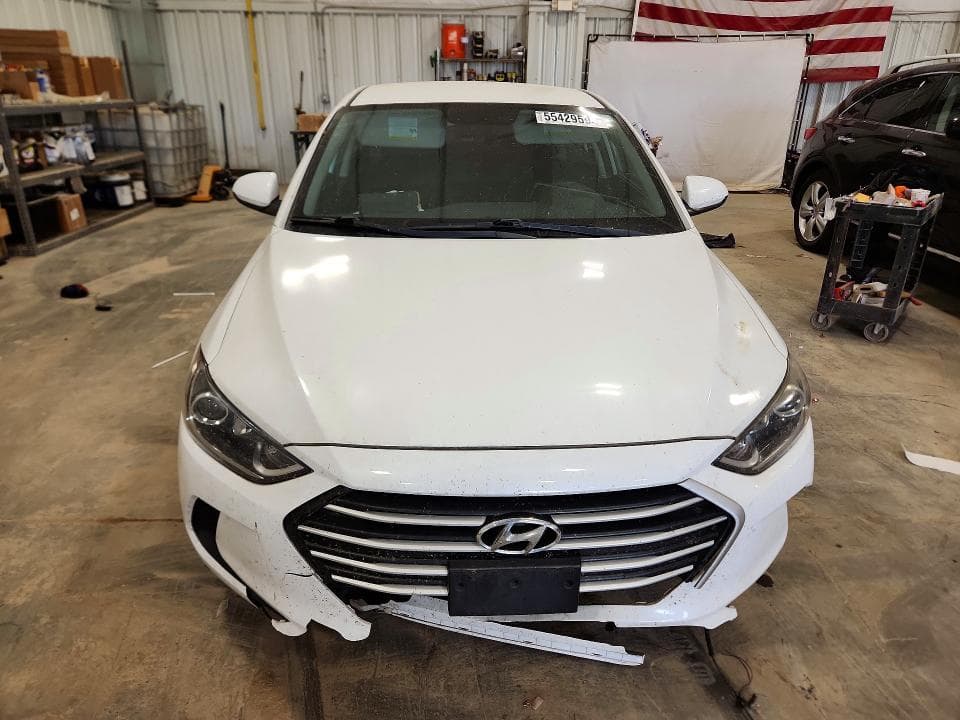 2018 HYUNDAI ELANTRA SEL 5