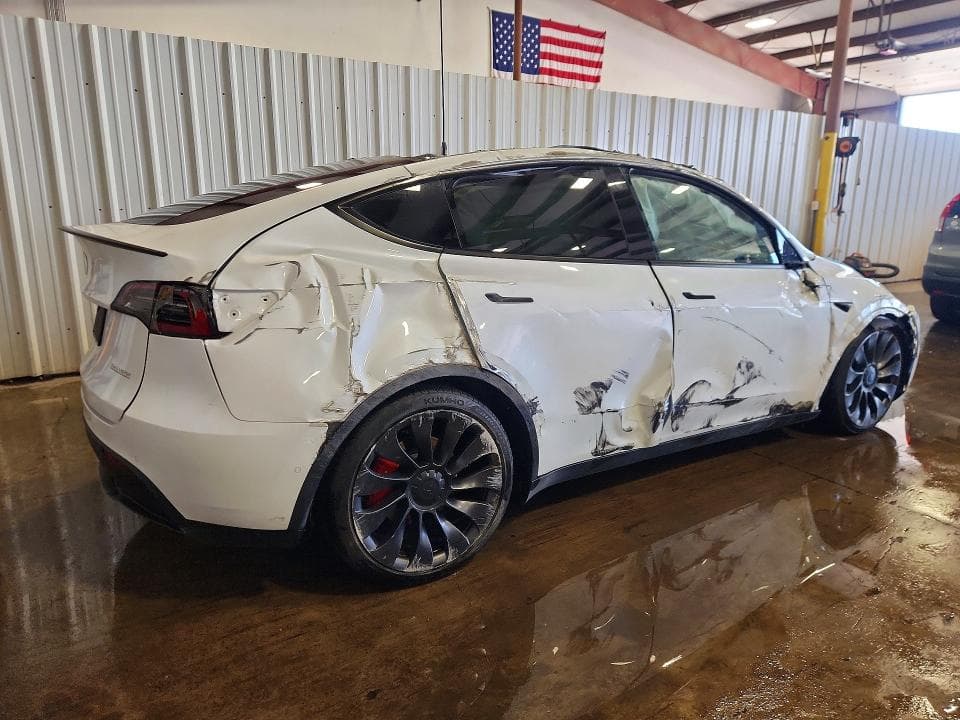 2022 TESLA MODEL Y 3
