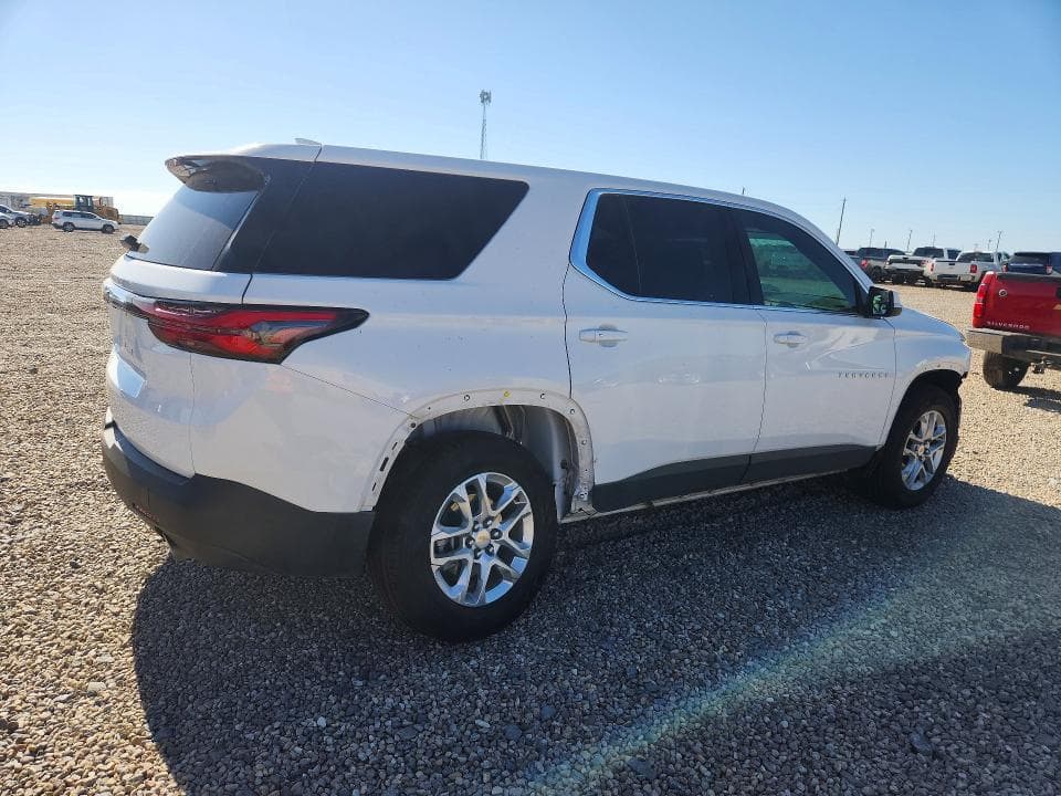 2023 CHEVROLET TRAVERSE LS 3