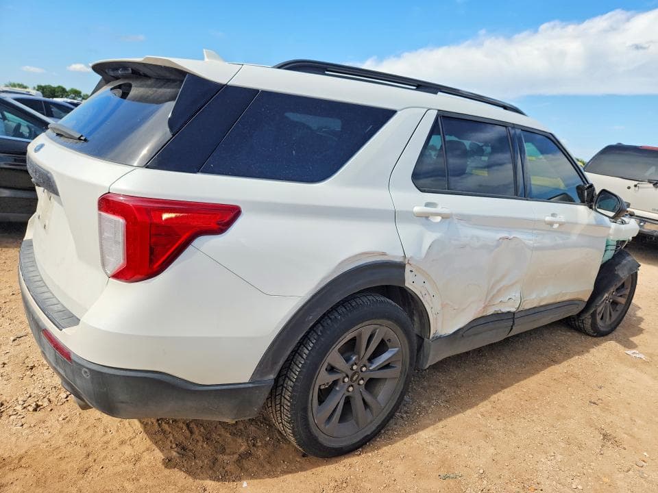 2021 FORD EXPLORER XLT 3