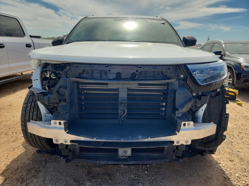 2021 FORD EXPLORER XLT 5