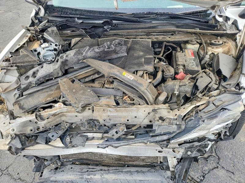 2018 TOYOTA CAMRY SE 11