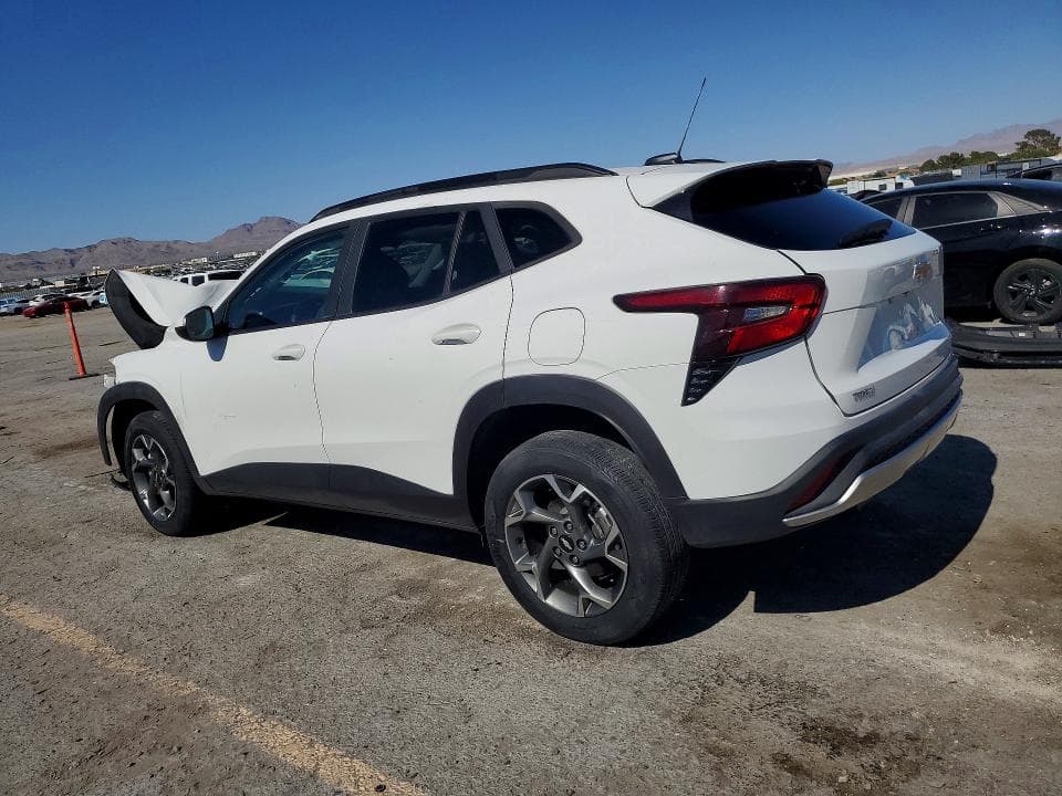 2025 CHEVROLET TRAX 1LT 2