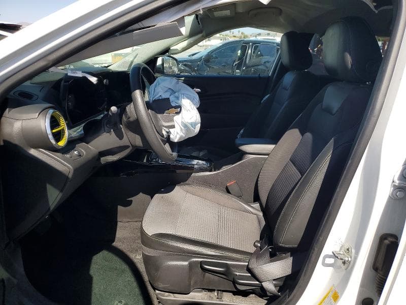 2025 CHEVROLET TRAX 1LT 7