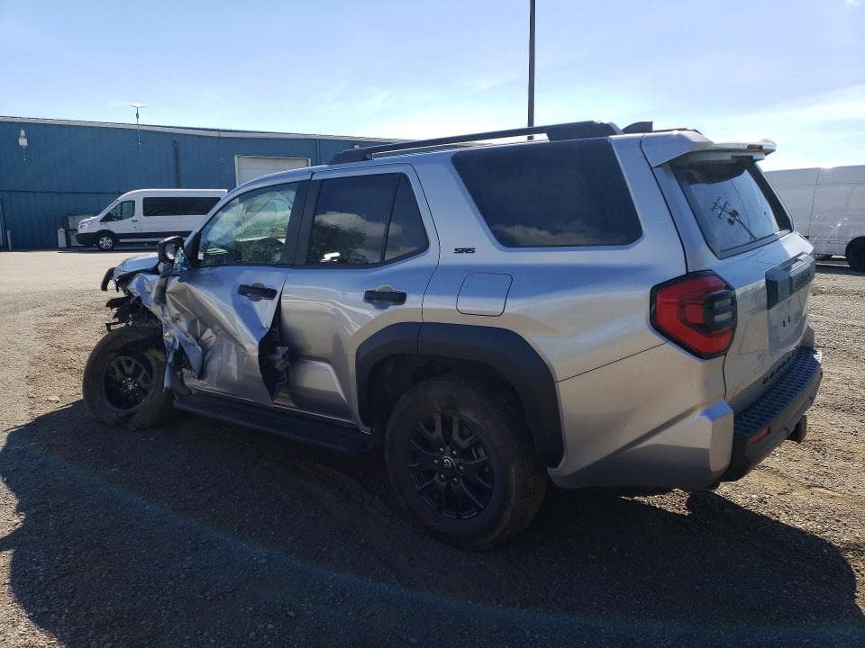 2025 TOYOTA 4RUNNER SR5 2