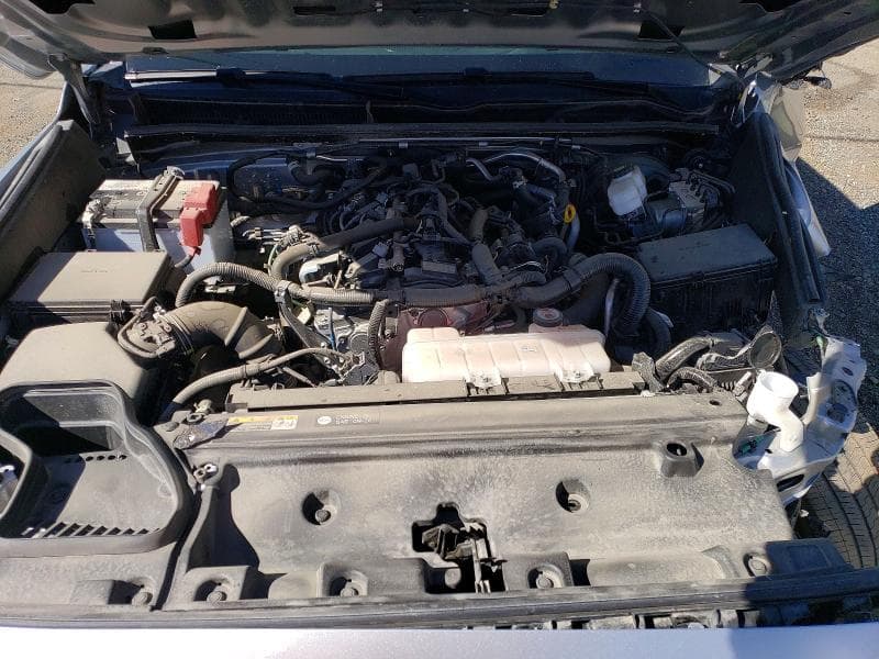2025 TOYOTA 4RUNNER SR5 12